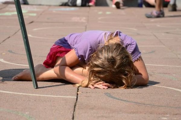 Le harcèlement scolaire toucherait 700 000 élèves, chaque année, en France.