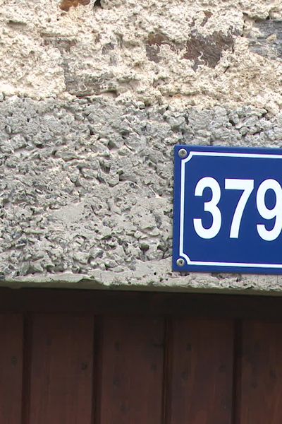 À Meuzac, la mairie a choisi une numérotation au mètre. Les maisons ont parfois des numéros très élevés !