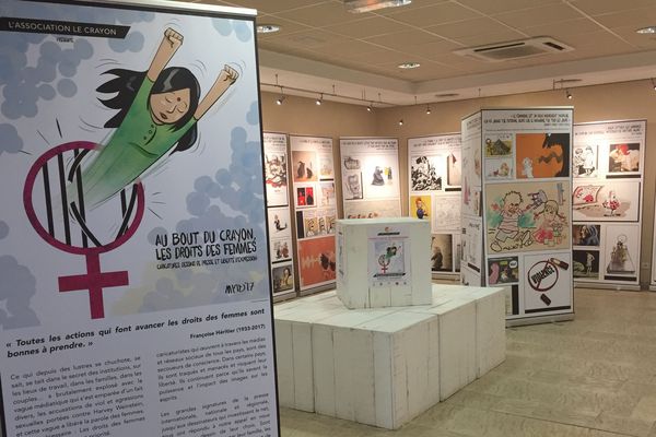 "Au bout du crayon : les droits des femmes" Une exposition itinérante et internationale