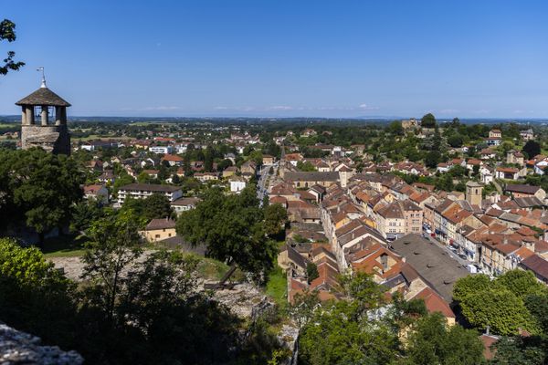 Une vue du centre historique de Crémieu (Isère) le 29 juillet 2021. (Illustration)