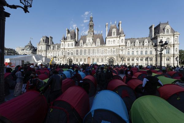 A la suite de cette action, 560 personnes ont obtenu un hébergement d'urgence.