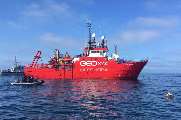 Mission suspendue provisoirement pour le Geo Ocean IV en Baie de Saint-Brieuc