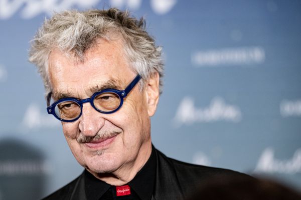 Pour cette 15ème édition, le Festival Lumière a décidé de récompenser le réalisateur allemand Wim Wenders du prestigieux Prix Lumière. L'un des plus grands réalisateurs européen. Rencontre avec cet amoureux de l'image.