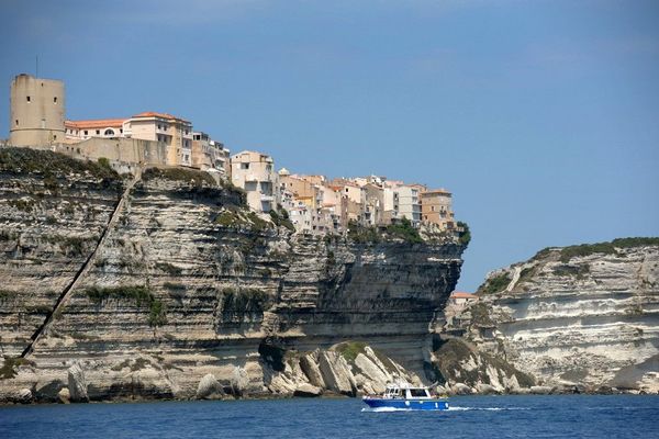 Le tribunal administratif de Bastia a annulé deux permis de construire ne respectant pas le code de l'urbanisme sur la commune de Bonifacio. 