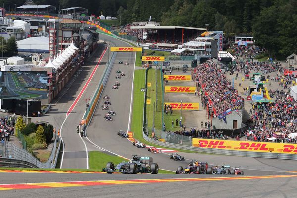 Le célèbre raidillon de l'Eau Rouge à Spa-Francorchamps.