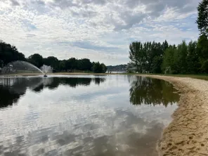 Le plan d'eau de l'île Millocheau autorisé à la baignade depuis le mardi 23 juillet