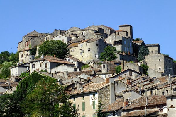 Le village de Cordes-sur-Ciel, dans le Tarn, attire les touristes chaque année.Archives.