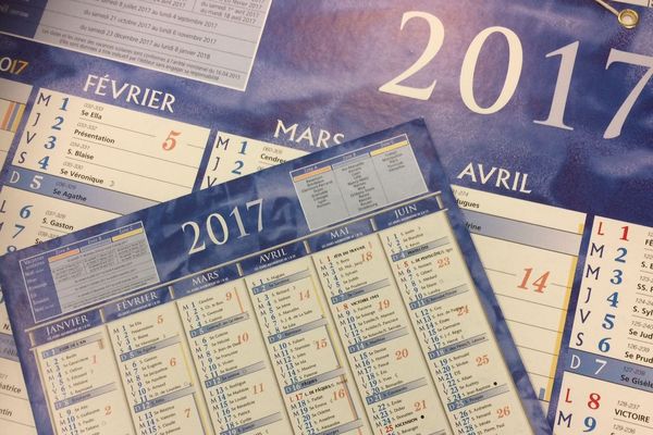 La vente de calendriers par des agents de collectivités ou de prestataires est interdite par la loi.