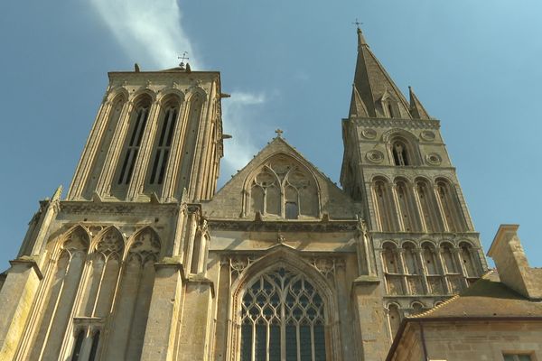 L'abbaye de Saint-Pierre-sur-Dives a été vandalisée la nuit précédant l'Ascension.