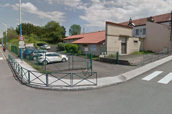 L'école-collège Sainte-Agnès de Volvic restera fermé jusqu'à jeudi matin.