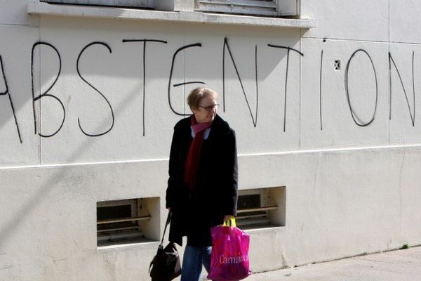 L'abstention, un des grands vainqueurs du premier tour des municipales 2014 en France