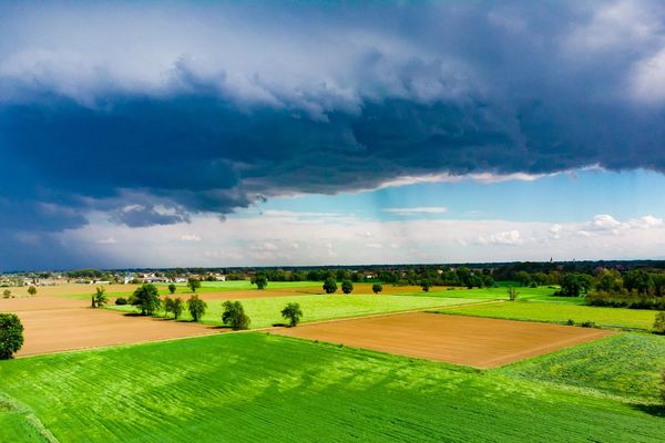 L'orage nous guette