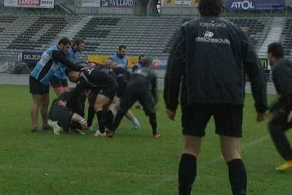 Les brivistes à l'entraînement avant leur départ pour l'Aquitaine