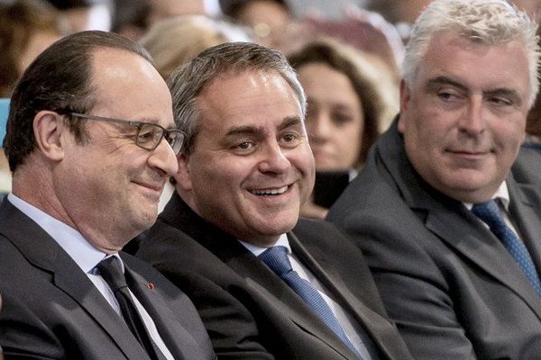 François Hollande s'est dit "favorable" à la proposition de Xavier Bertrand.