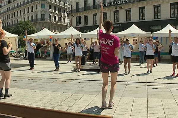 mobilisation de la Ligue contre le cancer à Lyon