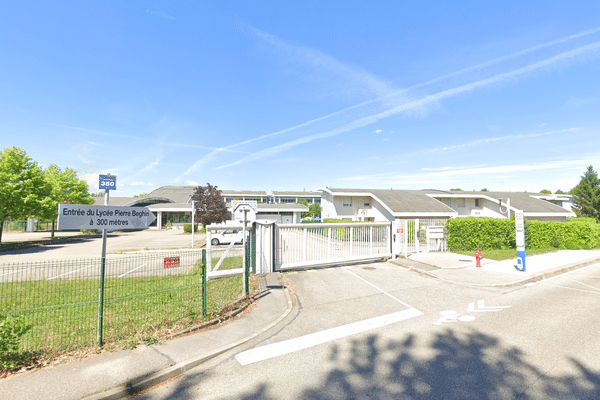 Le lycéen, placé en garde à vue ce mardi 17 octobre pour des menaces de mort, est scolarisé au lycée Pierre Beghin de Moirans (Isère).