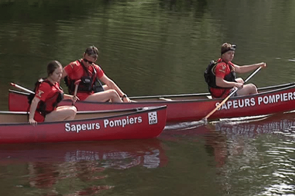 Les pompiers d'Argentat également sur l'eau pour surveiller kayakistes et baigneurs