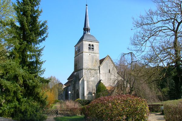 Arc-en-Barrois comptait moins de 800 habitants en 2015. Le petit village espère voir augmenter ce chiffre avec la mise en place de l'administration du Parc National des Forêts là-bas.