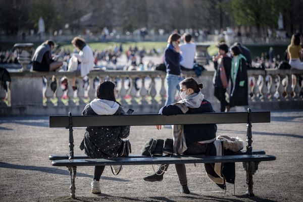 Le taux d'incidence auprès des jeunes a fortement augmenté en Ile-de-France.