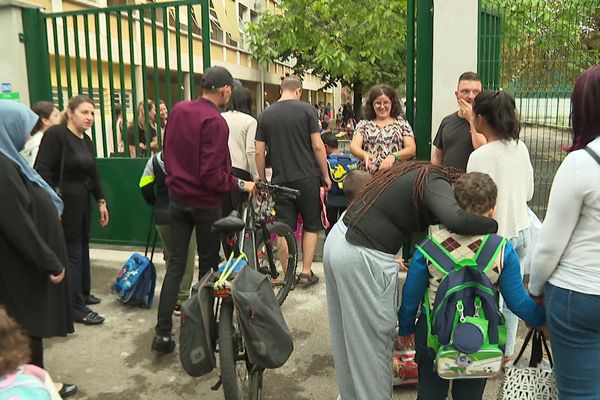 Les élèves de l'école maternelle Buffon, à Grenoble, ont fait leur rentrée le 2 septembre 2024.