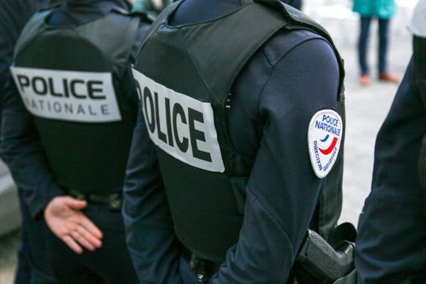 13 personnes ont été interpellées suite à une enquête pour trafic de stupéfiants, à Nice, le 27 novembre.