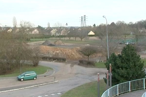 C'est sur ce terrain du quartier de la Madeleine que la future mosquée d'Evreux doit le jour.