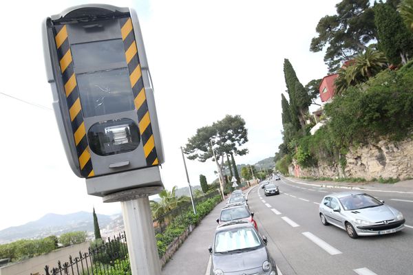 Un radar fixe installé entre Monaco et Nice.