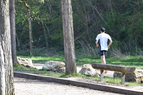 Dans un parc de Liverdun (Meurthe-et-Moselle)...