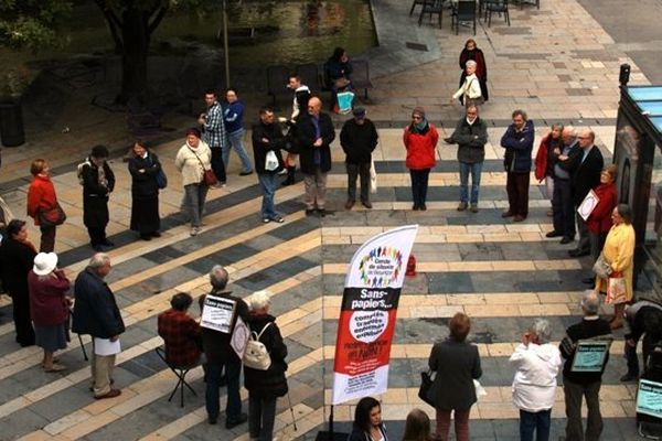 Le 56 eme cercle du silence à Besançon