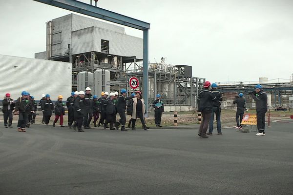 Selon le groupe Chemours, installé à Villers-Saint-Paul dans l’Oise, les PFAS sont nécessaires pour avoir un bon niveau de performance que certains produits.