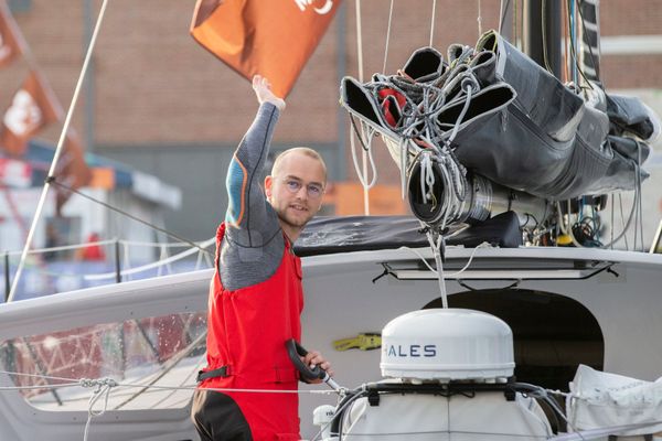 Antoine Magré, le ,jeune skipper de 25 ans s'est échoué au large de l'île de Batz