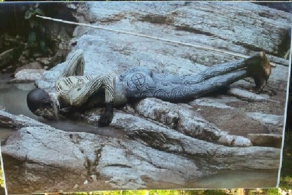 Une photographie de Hans Silvester l'expo "Donga: se battre pour l'amour" à Barro