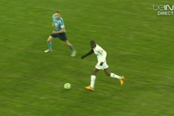 Gianelli Imbula en pleine action