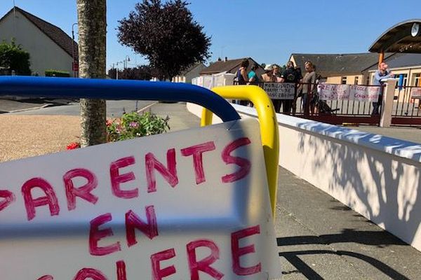 Les parents en colère se mobilisent 