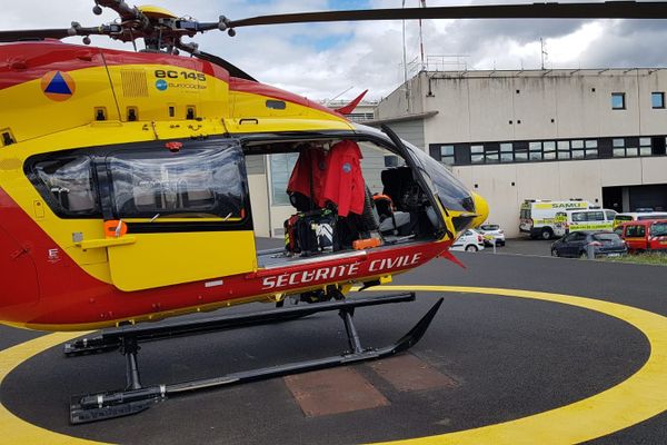 Vendredi 6 novembre, un homme en état d'urgence absolue à Saint-Christophe dans l'Allier, a été évacué par Dragon 63 au CHU de Clermont-Ferrand.