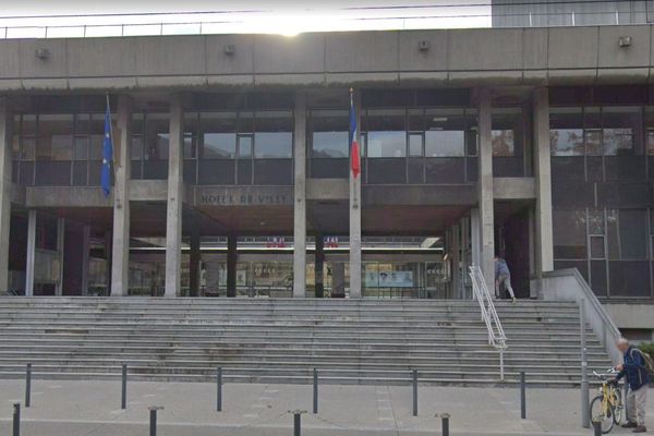 L'hôtel de ville de Grenoble.