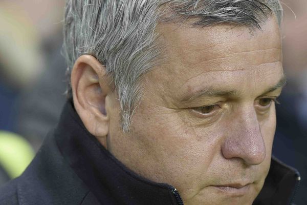 L'entraîneur Bruno Genesio a annoncé sa démission, samedi 13 avril, à l'issue de la saison.