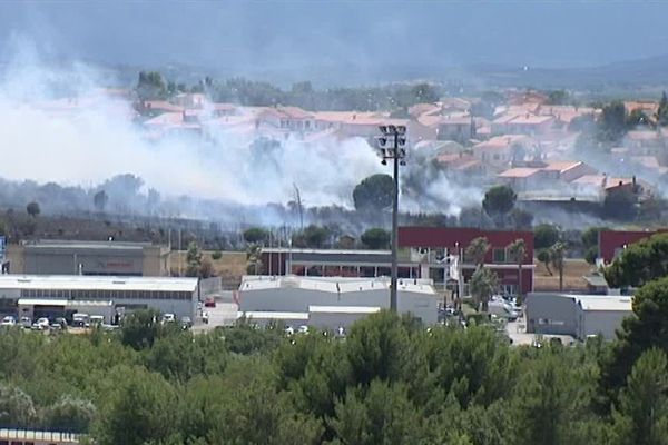 L'incendie menaçait des habitations - 14 juillet 2014.