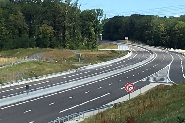 Le tronçon de l'A304 est finalement ouvert depuis le 31 juillet 2018