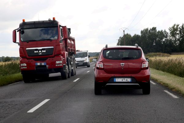 Des voitures banalisée avec des chauffeurs privés, impossible à identifier sur la route !
-Photo d'illustration