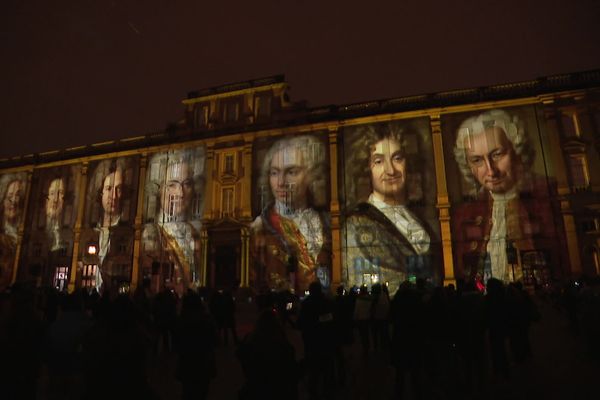 un moment unique: chanter avec les tableaux d'un autre temps