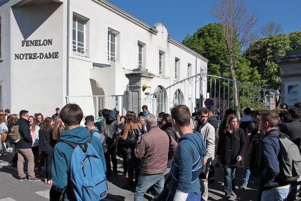 Le Lycée Fénelon de La Rochelle, lundi 14 avril 2014