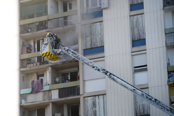 Un incendie s'est déclenché dans un immeuble de 18 étages ce mercredi 22 novembre 2023, trois blessés sont à déplorer.