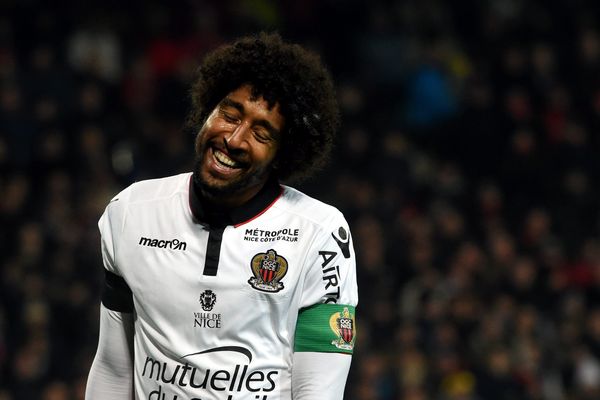 Dante lors du match face à Guingamp.