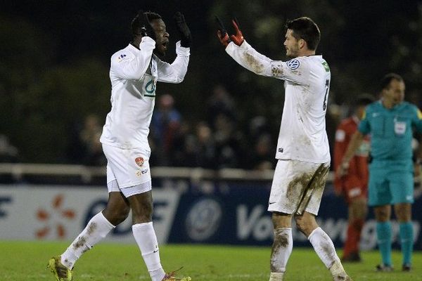  Ismael Traore célèbre son but au Stade Pierre-Blouen de Cholet, 