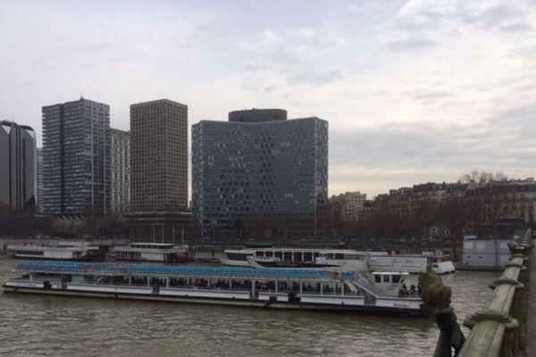 Les bateaux-mouches ont repris leur activité depuis vendredi