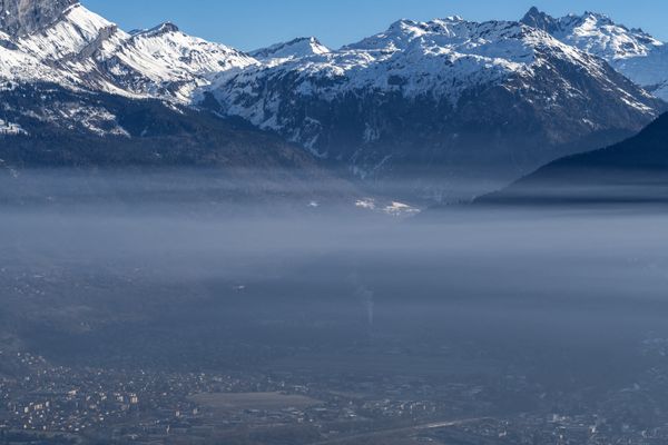 Un épisode de pollution aux particules est en cours sur plusieurs secteurs des Alpes dont la vallée de l'Arve.