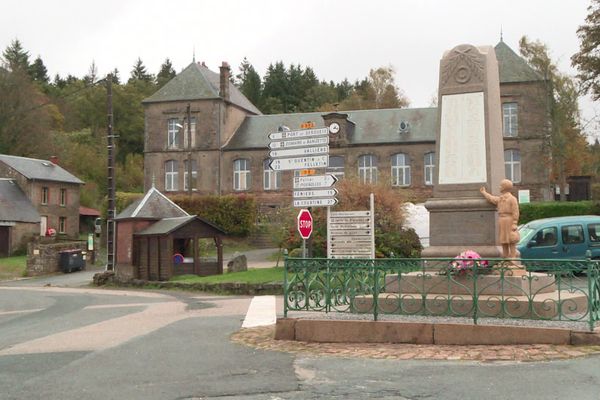 Centenaire du monument aux morts maudissant la guerre de Gentioux-Pigerolles