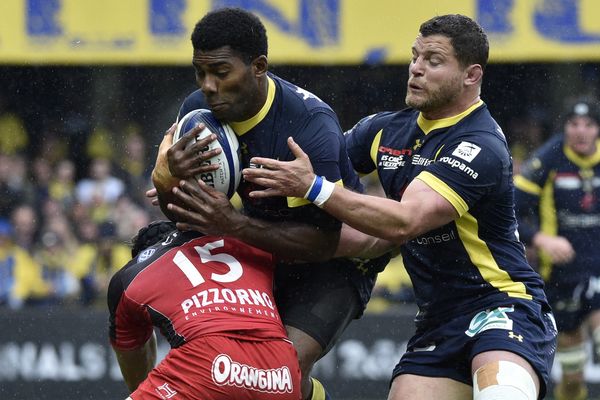 Noa Nakaitaci, l’ailier international de Clermont a été victime d’une rupture du ligament croisé, dimanche lors du quart de finale de la Coupe d'Europe. 