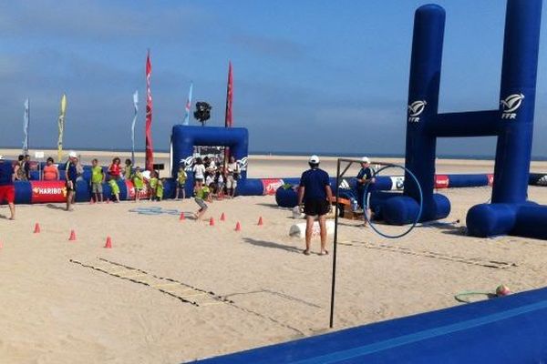 Beach rugby tour passe ce jeudi 31 juillet par Ouistreham